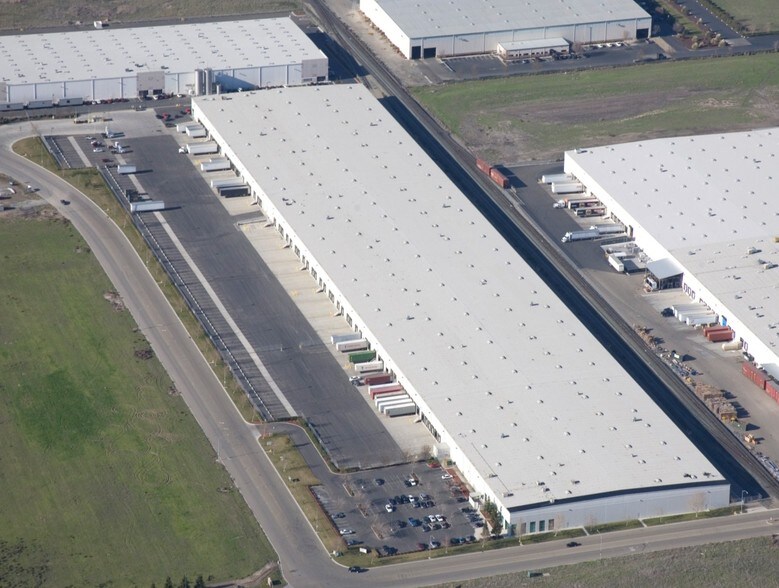 More Photos Of 1111 Runway Dr, Stockton Distribution For Lease