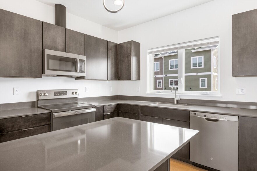 More Photos Of 2758 Catamount St, Bozeman Apartments For Sale