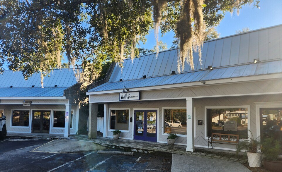 Primary Photo Of 3600 Frederica Rd, Saint Simons Island Office Residential For Sale