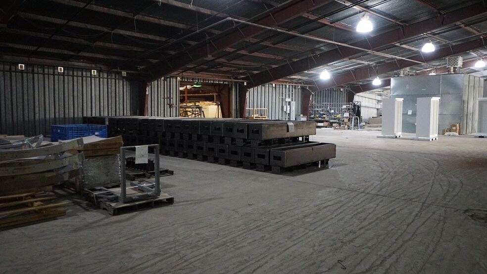 More Photos Of 207 Allison, Taylor Manufacturing For Sale