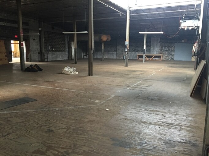 More Photos Of 836 Leadenhall St, Baltimore Industrial For Sale