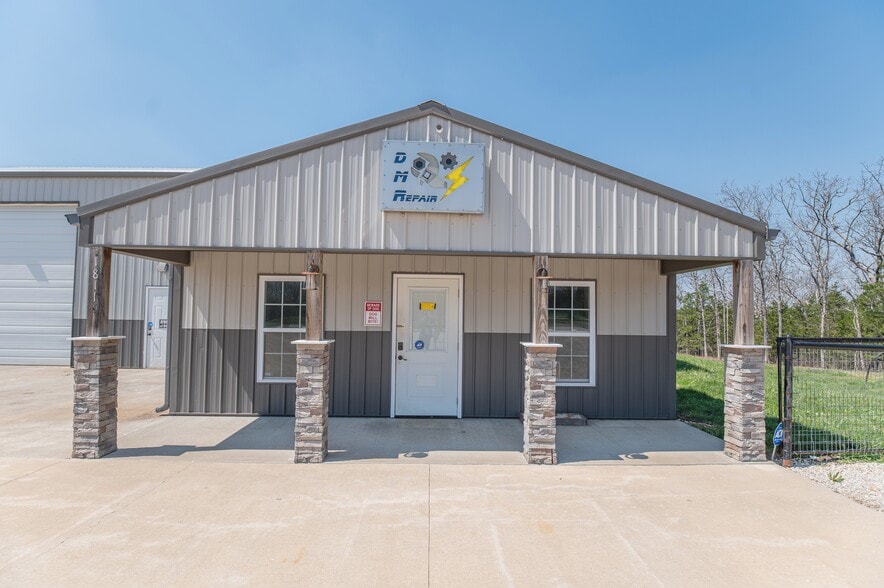 More Photos Of 18119 State Route O, Rolla Industrial For Sale