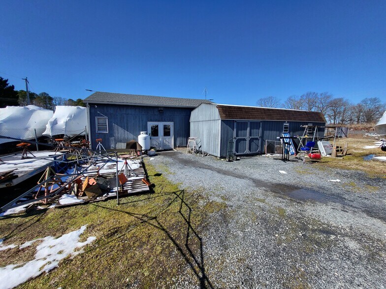 More Photos Of 9649 New Rd, Mcdaniel Marina For Sale