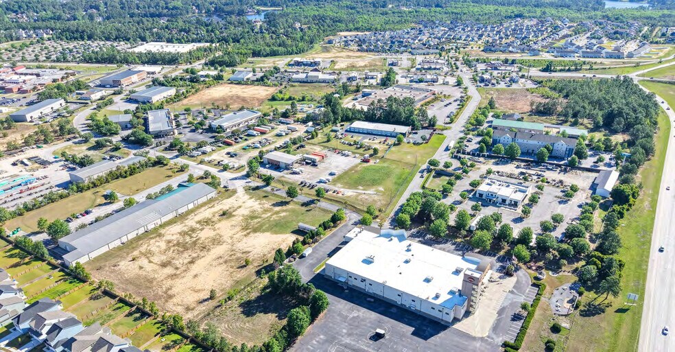 More Photos Of 166 Pontiac Business Center Dr, Columbia Warehouse For Sale