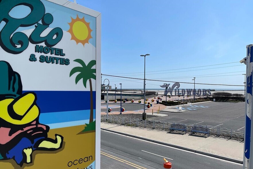 More Photos Of 4906 Ocean Ave, Wildwood Hotel For Sale