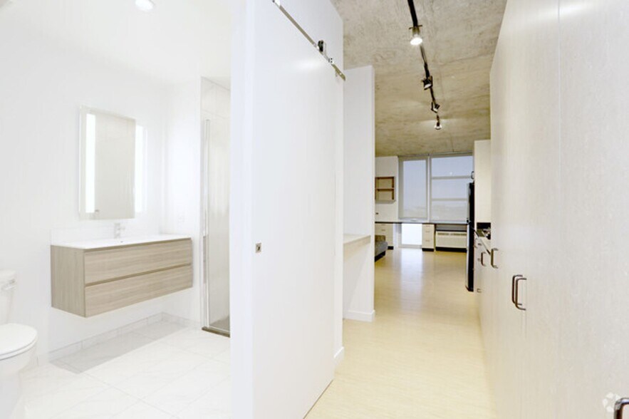 More Photos Of 1519 N Fremont St, Chicago Apartments For Lease