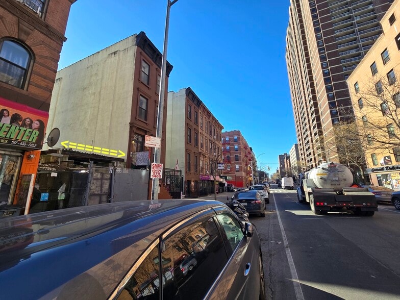More Photos Of 2019 Lexington ave, New York Land For Sale