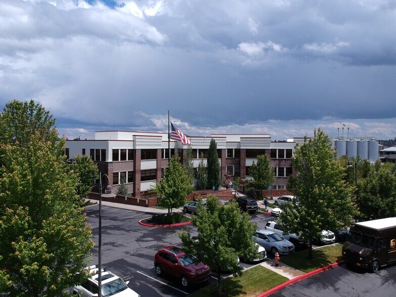 More Photos Of 929 SW Simpson Ave, Bend Medical For Lease