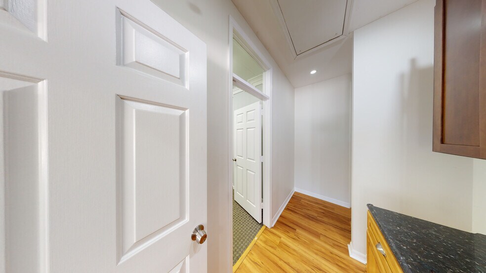 More Photos Of 2127 10th Ave, Vero Beach Office Residential For Sale