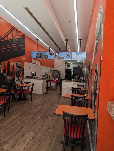 More Photos Of 39 W 14th St, New York Office For Lease
