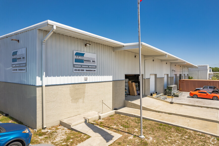 Primary Photo Of 5329 W Crenshaw St, Tampa Warehouse For Lease