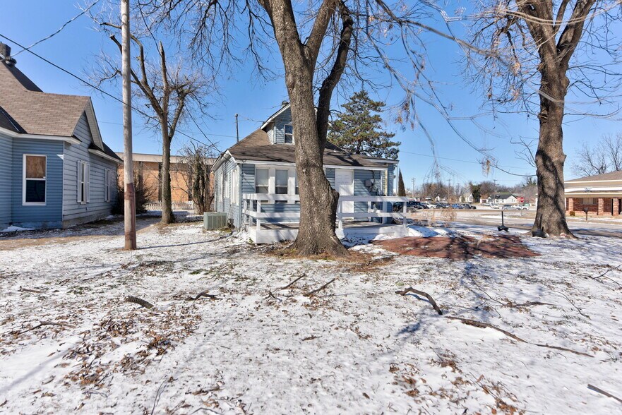 More Photos Of , El Reno Office For Sale