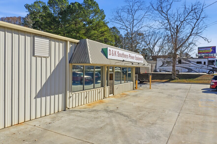 More Photos Of , Marietta Unknown For Sale