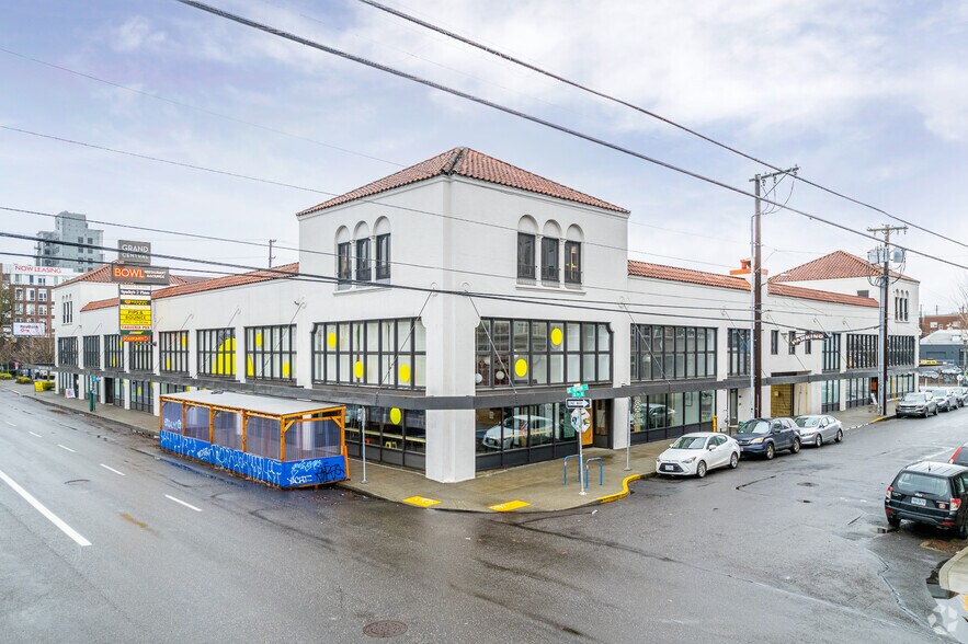 More Photos Of 837-841 SE Belmont St, Portland Freestanding For Lease