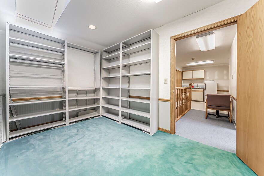 More Photos Of 36595 Detroit Rd, Avon Medical For Lease