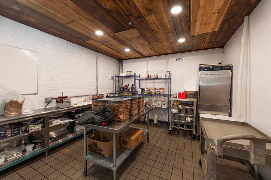 More Photos Of 425 Bridge St, Phoenixville Freestanding For Sale