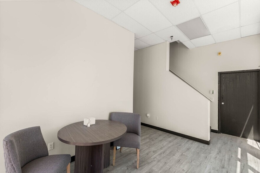 More Photos Of 4570 Donovan Way, North Las Vegas Light Distribution For Sale