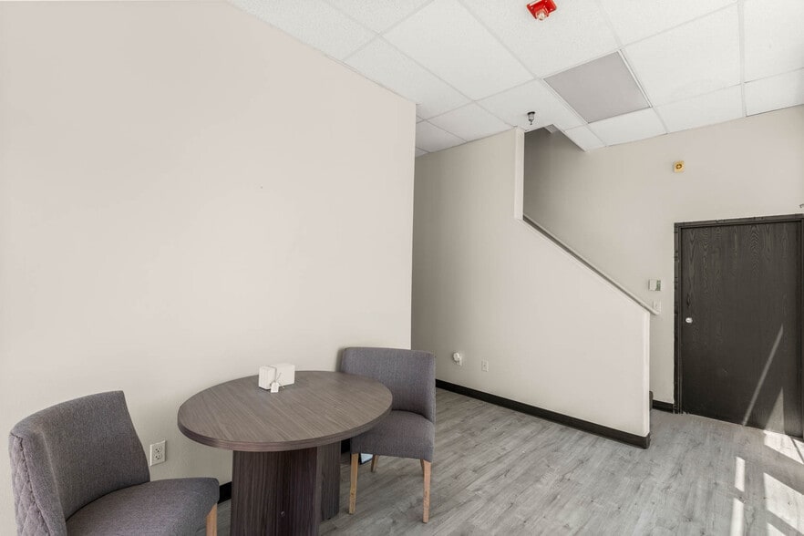More Photos Of 4570 Donovan Way, North Las Vegas Light Distribution For Sale