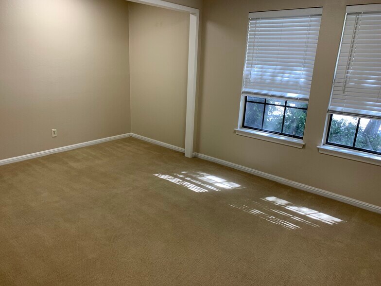 More Photos Of 13740 Research Blvd, Austin Office For Lease