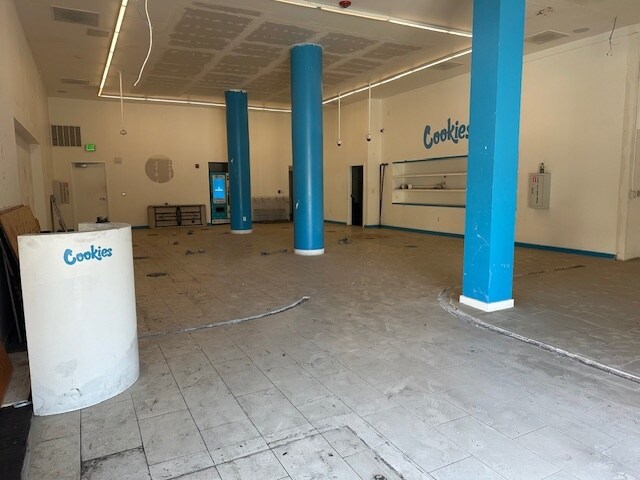 More Photos Of 1762-1770 Broadway, Oakland Apartments For Lease