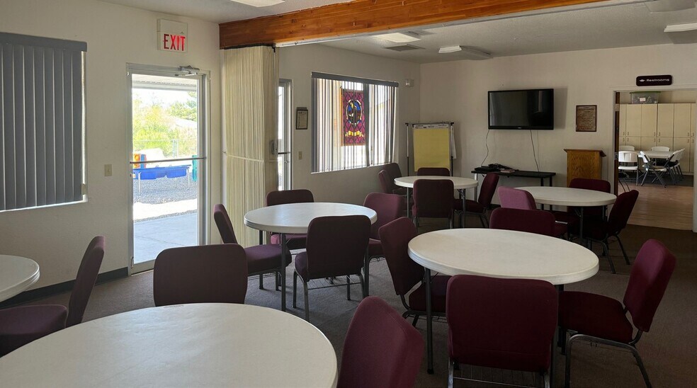More Photos Of 901 S 12th St, Cottonwood Religious Facility For Lease