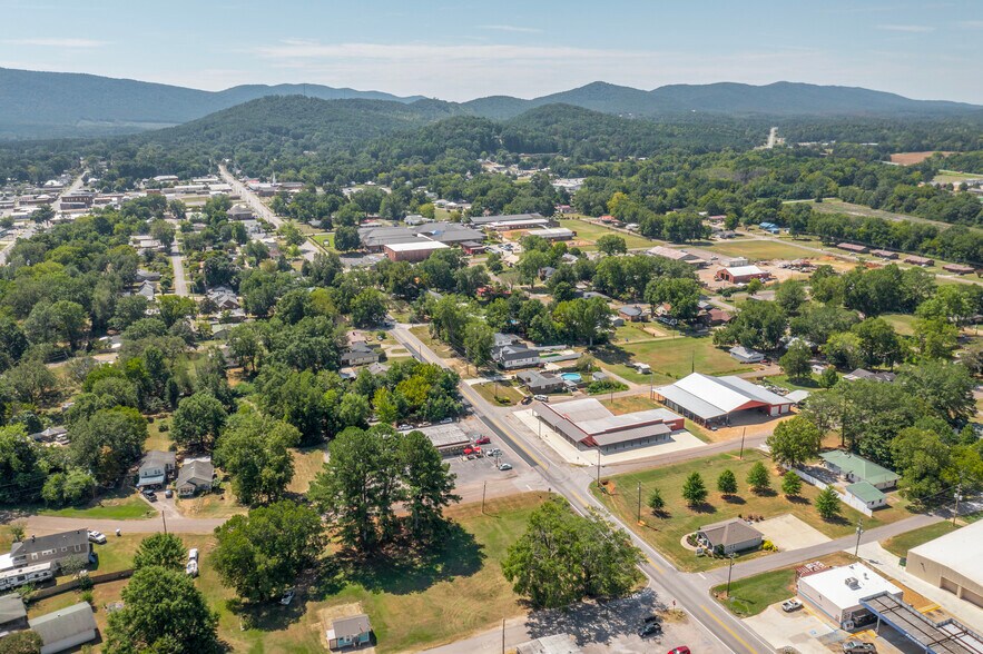 More Photos Of 613 N Main St, Piedmont Restaurant For Sale