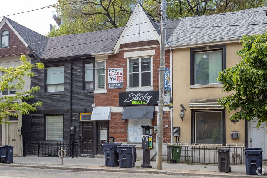 More Photos Of 521 E Queen St, Toronto Storefront Retail Residential For Lease