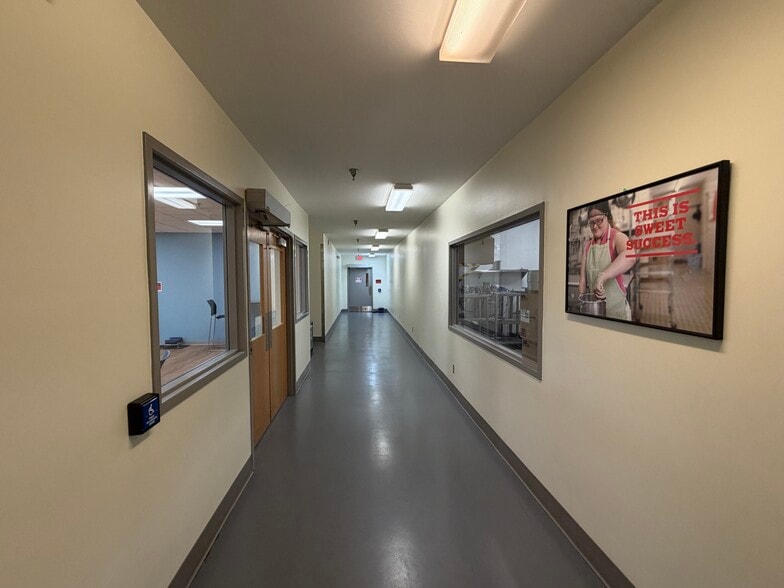 More Photos Of 1999 Mount Read Blvd, Rochester Manufacturing For Lease