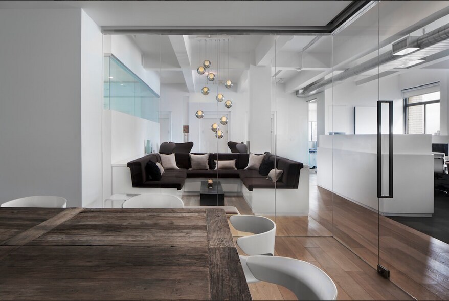 More Photos Of 100-104 5th Ave, New York Office For Lease