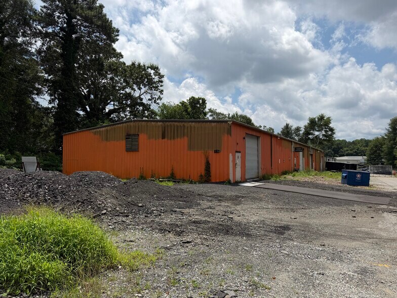 Primary Photo Of 137 Booth Rd SW, Marietta Light Manufacturing For Sale
