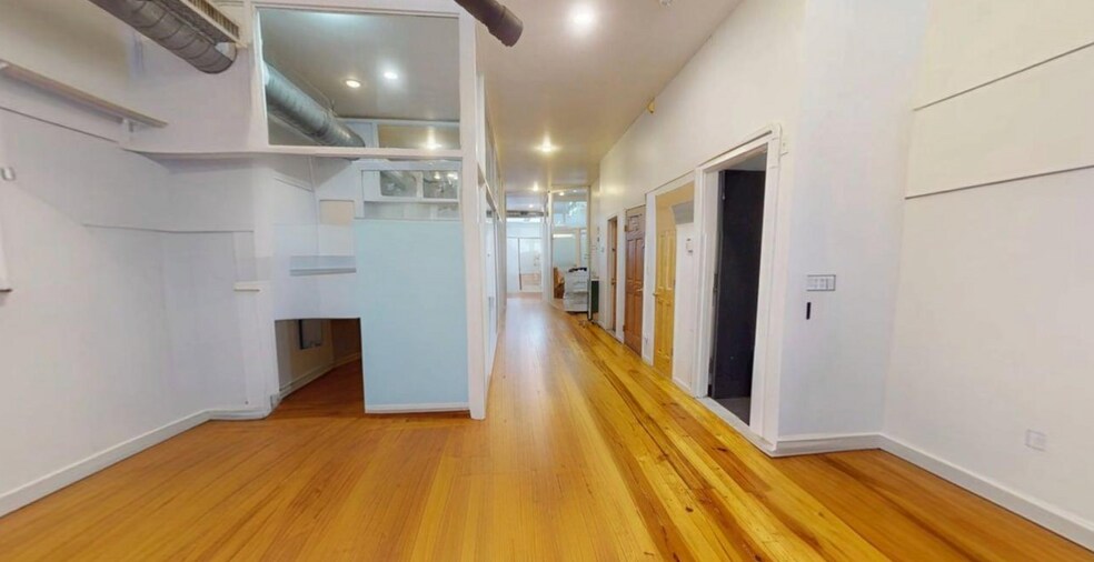 More Photos Of 133 Norfolk St, New York Multifamily For Sale