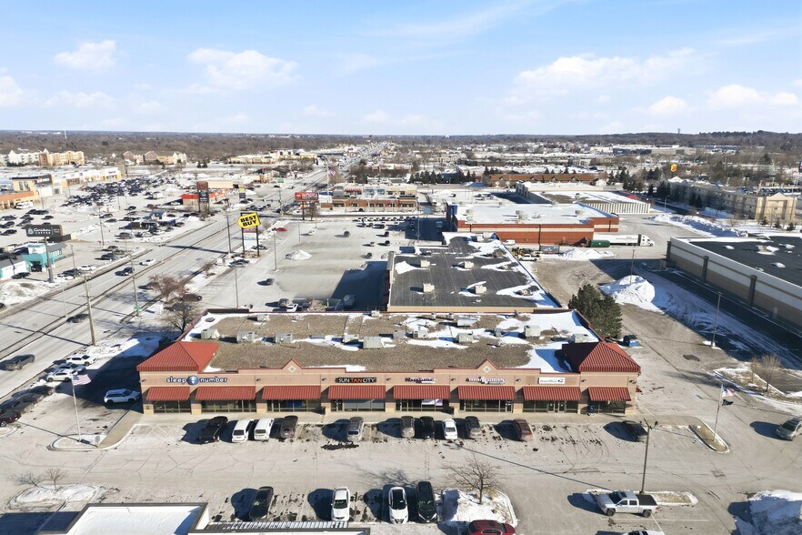 More Photos Of 4200 W Division St, Saint Cloud General Retail For Sale