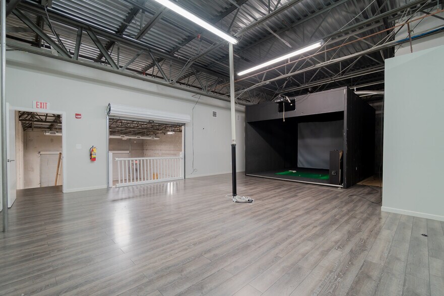 More Photos Of 679 NW Enterprise Dr, Port Saint Lucie Light Distribution For Sale