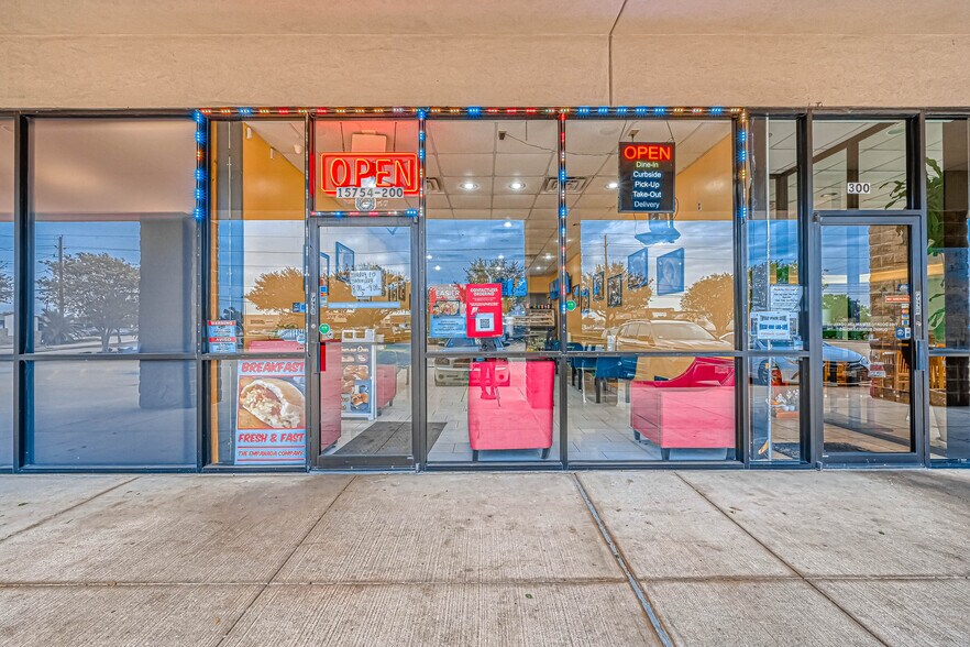 More Photos Of 15754 FM 529 Rd, Houston Fast Food For Lease