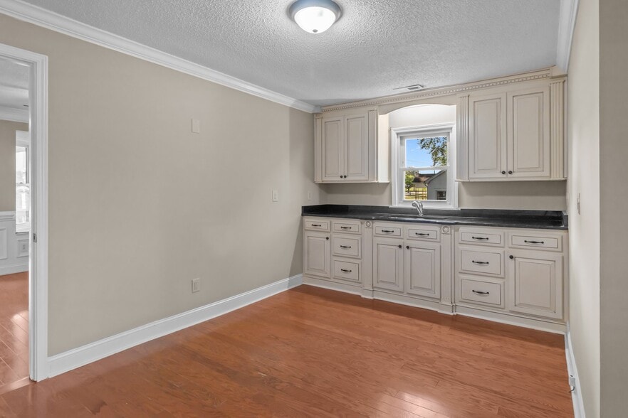More Photos Of 319 N Central Ave, Locust Office Residential For Sale