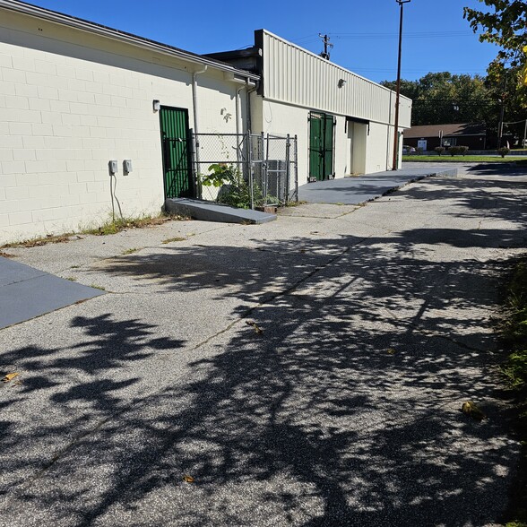 More Photos Of 7930 Pulaski Hwy, Rosedale Warehouse For Lease