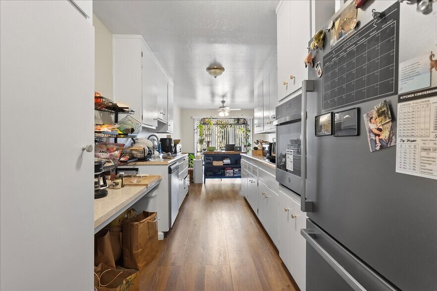 More Photos Of 561 Oakland Ave, Oakland Apartments For Sale