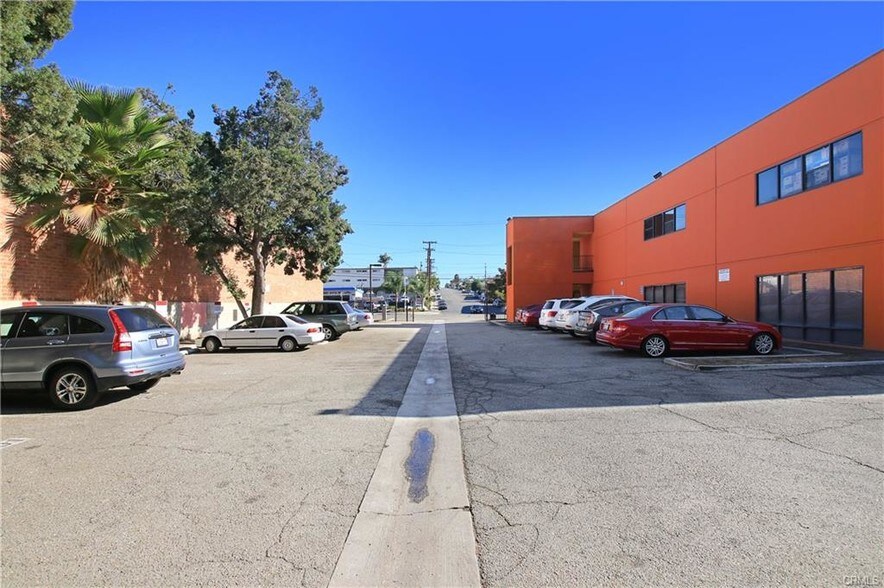 More Photos Of 1455 Monterey Pass Rd, Monterey Park Office Residential For Lease