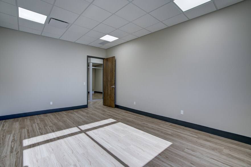 More Photos Of 4272 Promenade Dr, Colorado Springs Office For Lease