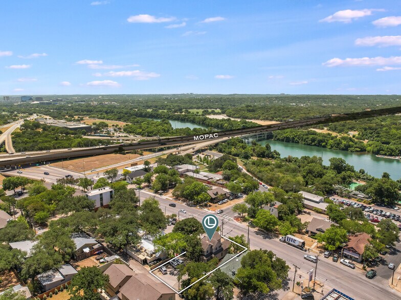 More Photos Of 2306 Lake Austin Blvd, Austin Loft Creative Space For Lease