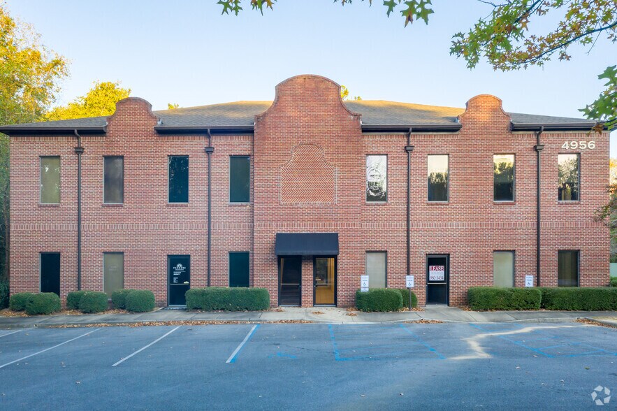 More Photos Of 4956 Valleydale Rd, Birmingham Office For Sale