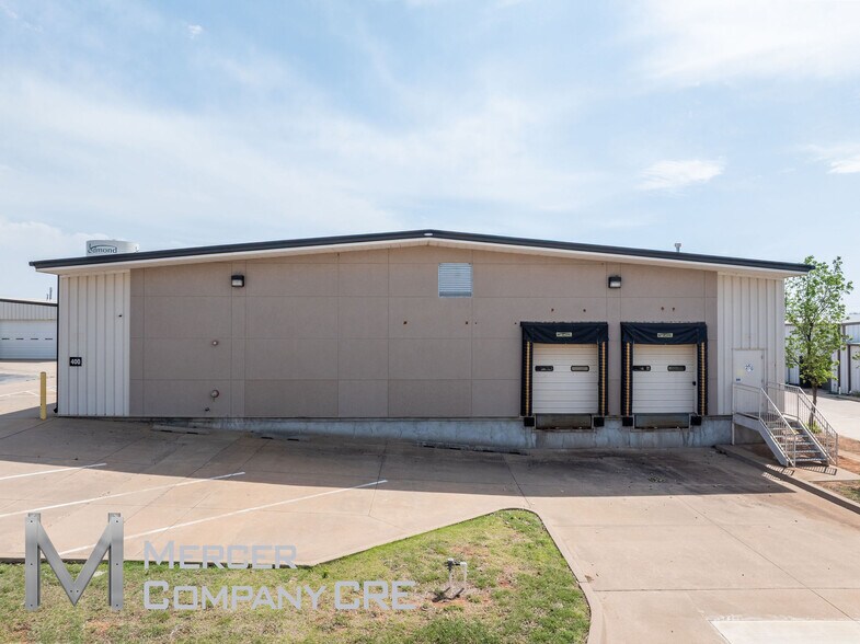 More Photos Of 400 Westland dr, Edmond Manufacturing For Lease
