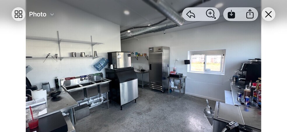 More Photos Of 7924 NW 23rd St, Bethany Freestanding For Sale