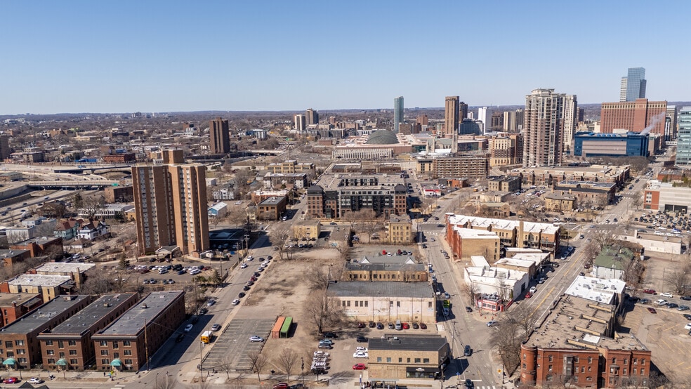 More Photos Of 731 E 14th St, Minneapolis Storefront Retail Office For Sale