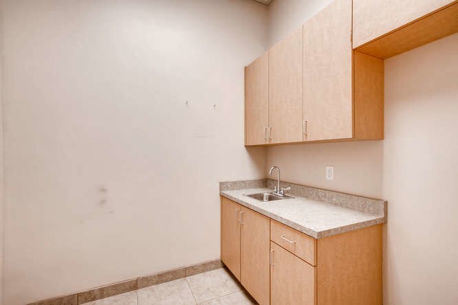 More Photos Of 1820 E Warm Springs Rd, Las Vegas Medical For Sale