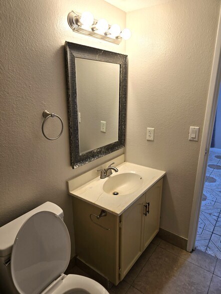 More Photos Of , Las Vegas Multifamily For Sale