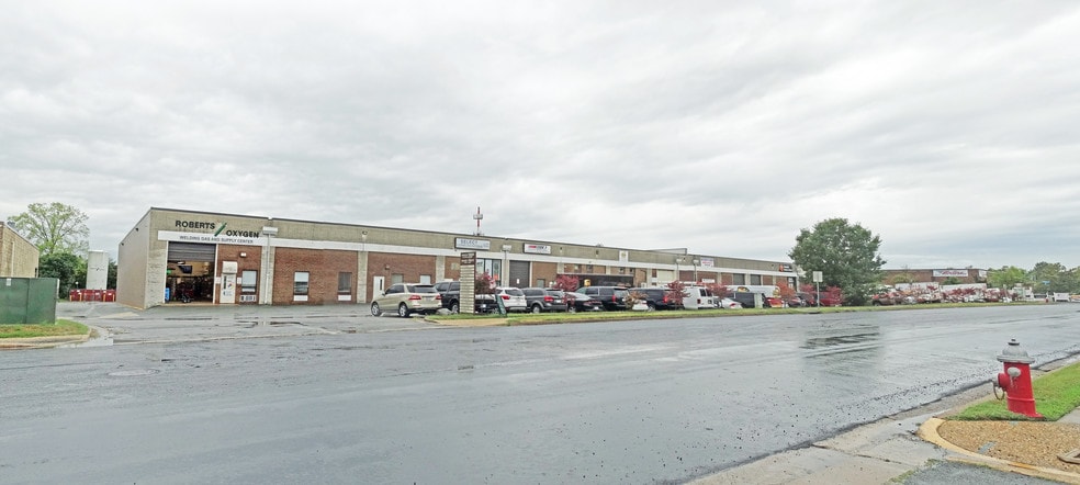 Primary Photo Of 7653-7659 Fullerton Rd, Springfield Unknown For Lease