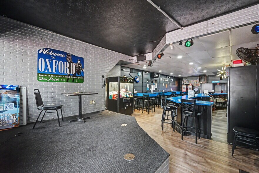 More Photos Of 126 McConnell St, Oxford Storefront Retail Residential For Sale