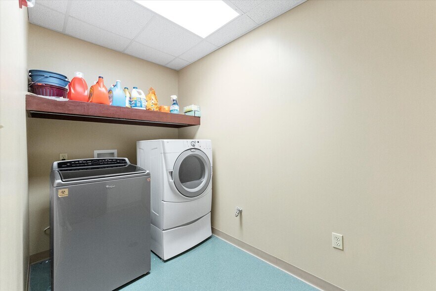 More Photos Of 1146 N New Hope Rd, Gastonia Medical For Sale