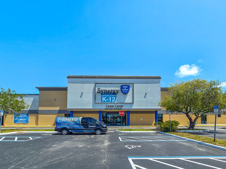 More Photos Of 2810 S US Highway 1, Fort Pierce General Retail For Sale